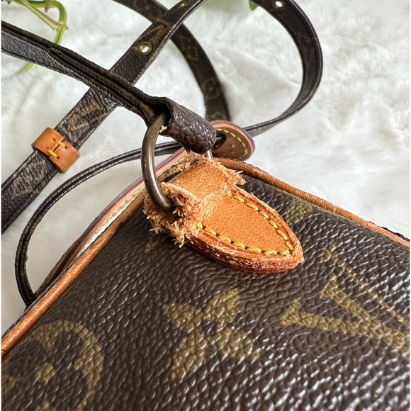 Authentic Louis Vuitton Mini Amazon Monogram Crossbody - Picture 9 of 13